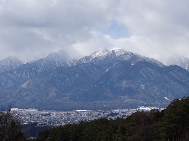 　ネットで駒ヶ根市を調べていたら、ランチバイキングを食べながら<br />中央アルプスを見渡せる場所！<br />行ってみたくなり、さっそく行ってきました。