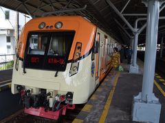 インドネシア鉄道の旅 : ジョグジャカルタ - ソロ間を往復し車内で乗客と交流する