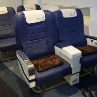 旅仲間と東京でオフ会　0日目　池袋の「FIRST AIRLINES」で擬似飛行機搭乗体験