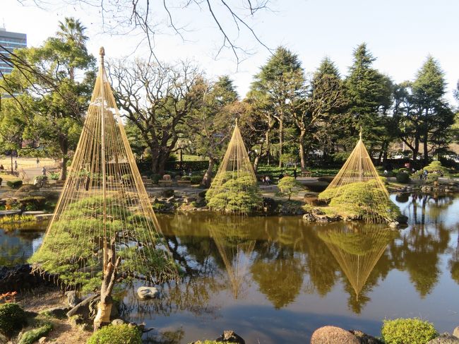 東京のど真ん中にある歴史ある都市公園である「日比谷公園」を有楽門から入り散策してからＪＲ有楽町駅方面に、駅近くにある東京国際フォーラムにの地下1階にある書家・詩人の相田みつを氏の作品が展示されている「相田みつを美術館」に入館しました。<br /><br />日比谷公園内は天候が良かったのでいつものように多くの人がくつろいでいました、有楽門から入り心字池周辺を歩いてから有楽町駅方面に向かいました、相田みつを美術館には久し振りに行きました、東京国際フォーラムに移転してからは初めてでした、3月12日まで第65回企画展あなたのこころが行われていました、日曜日でしたので多くの見学者が鑑賞していました。