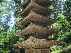 往復飛行機利用、日帰りで出羽三山神社を訪ねる。帰路はスターウォーズジェット。