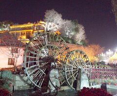 団塊夫婦の中国絶景の旅(2017年/2月)ー（２）夜と昼ではまるで別世界・麗江古城