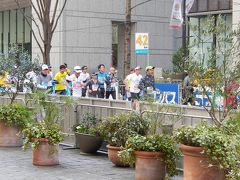 偶然に東京マラソンのゴール付近を見る