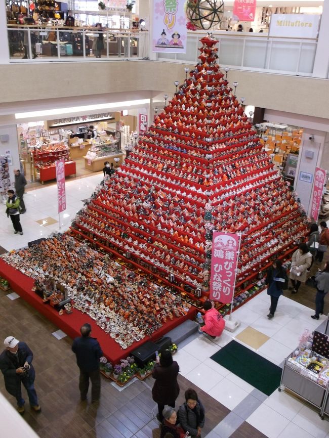 「鴻巣びっくりひな祭り２０１７」を訪ねて①　ピラミッドひな壇にびっくり