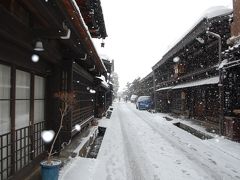 特急「ひだ」で行く、冬の高山！雪降る朝・・「さんまち」ぶら歩き。