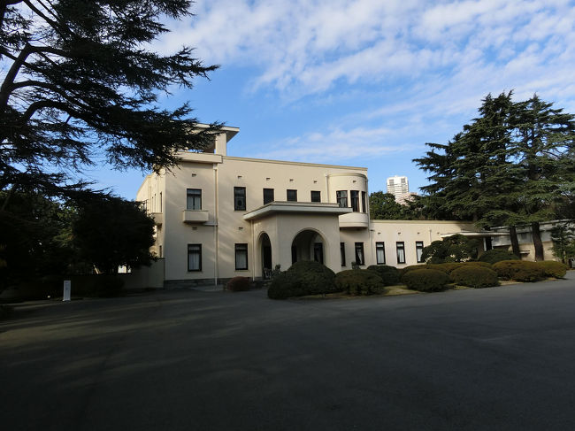 目黒にある庭園美術館に行きました。<br />クリスチャン・ボルタンスキーのアニミタス-さざめく亡霊たち<br />を観てきました。<br />また同時開催されている、<br />アール・デコの花弁 旧朝香宮邸の室内空間<br />も観ました。