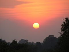 初めてのアンコールワット　３泊５日　２日目　⑥　夕日鑑賞・プレループ、そしてパブストリート。