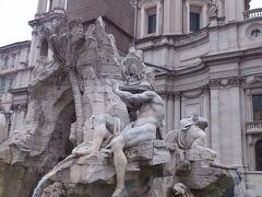 ローマ（３）トレビの泉、パルテノン、ナヴォーナ広場