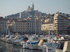 プロヴァンス旅行の第一歩はマルセイユの旧港の街歩きからはじまります。