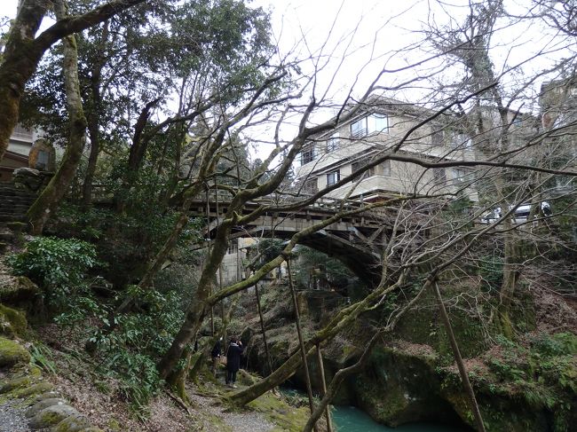 2017年3月、1泊2日の石川旅行へ行ってきました。<br />私の暮らす愛知県から石川県へは、JRの特急しらさぎで片道3時間ほど。<br />大学卒業をひかえ、大学生としての最後の旅行を楽しむことができました。