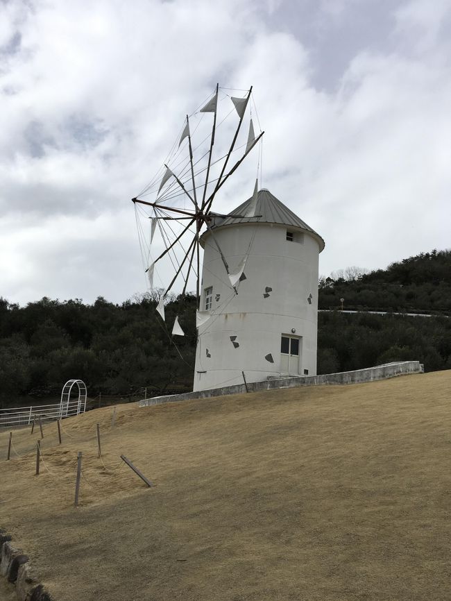 時間が空いたので四国で行ったことがなかった香川県小豆島へ行ってきました。<br />映画の舞台になったところに行ったり、レトロな街並みに行ったり温泉行ったりなどして過ごしました。