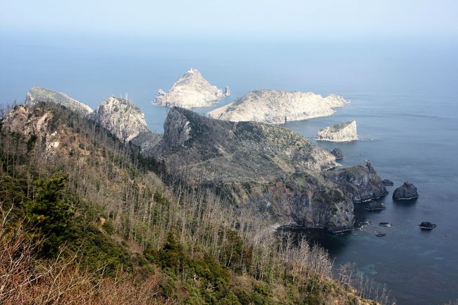 ”隠岐4島”めぐり最終日、隠岐の島（島後）観光・・・800年の歴史を持つ日本最古の闘牛、”牛突き”、”かぶら杉”、「島後」最北端・青い海に浮かぶ国指定名勝および天然記念物「白島展望台」散策、、、