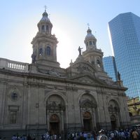 チリ　「行った所・見た所」　サンチアゴの旧市街アルマス広場散策とホリデイインエアポート宿泊