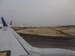 成田から中部までボーイングB737-800に乗りました。面白く不思議な飛行ルートでした。