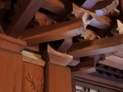富士屋ホテル ☆ 花御殿352号室「菊」の天井と彫刻