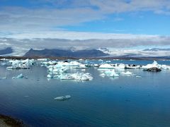 毎日が感動！火と氷の国、アイスランド6日間ドライブの旅　５日目：『氷』　①氷河湖畔散策で昨日の感動を噛みしめる！