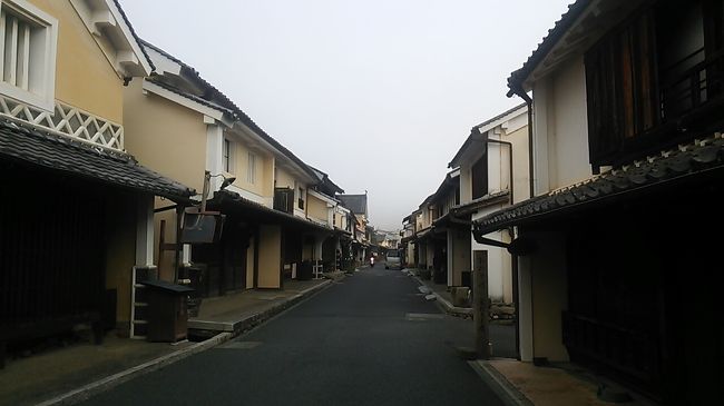 ご覧戴きましてありがとうございます。<br /> 2016年12月23日から2016年12月26日までの4日間、四国へ旅行に行ってきました。<br /> 全部で6部構成になる予定で、パート1では1日目の様子、パート2、パート3では2日目の様子についてご覧戴きました。<br /> パート4になる今回は3日目の行程のうち内子で昔の街並みを散策した時の様子、伊予大洲から伊予市まで海沿いの路線を乗車した時の様子等をご覧戴きます。
