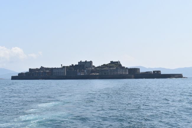 先週、大分の地獄めぐりをして来ましたが今週は雲仙の地獄めぐりへ！！<br />その前に軍艦島へその後はグラバー園<br />軍艦島は行くまで知らなかったのですが三社軍艦島へ乗り入れています。軍艦島コンシェルジュと言う会社を申し込みました。上陸率の高さを売りにしているようです。しかし当日はうねりがあるため上陸できるかは現地に行って船長の判断になるとの事…果たして上陸できるのでしょうか…<br />4/14(FRI)<br />宮崎16:35-17:25(NH4960)→福岡<br />博多18:15-20:26(JR特急かもめ41号・長崎行)→長崎<br />4/15(FRI)<br />長崎駅前9:06-9:14(長崎電気軌道1系統・正覚寺下行)→築町<br />築町9:20-9:22(長崎電気軌道5系統・石橋行)→大浦海岸通<br />軍艦島、グラバー園<br />大浦海岸通15:06-15:09(長崎電気軌道5系統・蛍茶屋行)→築町<br />築町15:16-15:25(長崎電気軌道1系統・赤迫行)→長崎駅前<br />長崎駅前ターミナル16:10-17:51(長崎県営バス)→雲仙<br />4/16(SUN)<br />雲仙地獄めぐり<br />雲仙13:09-14:29(島原鉄道バス)→諫早駅前<br />諫早15:11-16:51(JR特急かもめ28号・博多行)→博多<br />福岡18:55-19:35(NH4961)→宮崎