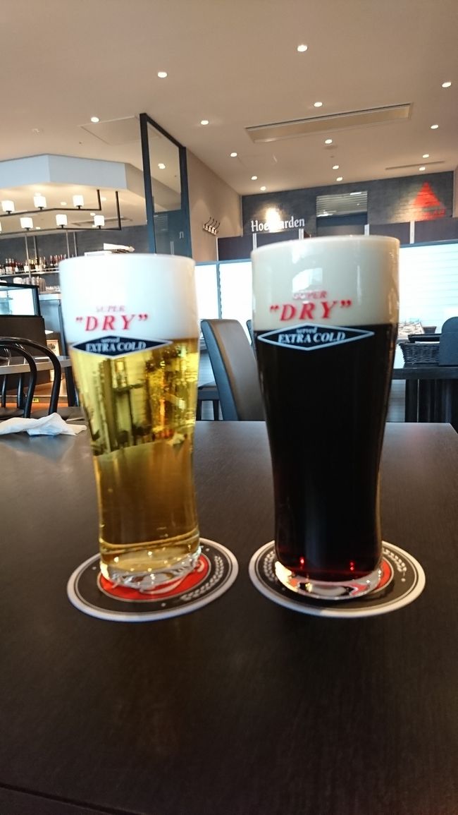 沖縄在住なので友人と県外へ旅行する機会がなかなかないのですが、今回は高校時代の友人とディズニー&東京観光に行って来ました。<br />ディズニーでは関東在住の友人二人も合流して、プチ修学旅行の気分も味わえて楽しかったです(*´∇`*)