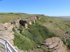 アメリカ３州・カナダ２州、国境沿いドライブの旅２週間２０１６　４０、世界遺産　Head-Smashed-In Buffalo Jump