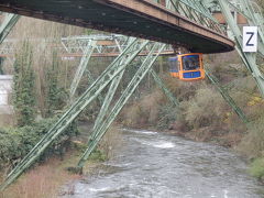 ヴッパータール空中鉄道に乗ってきました。