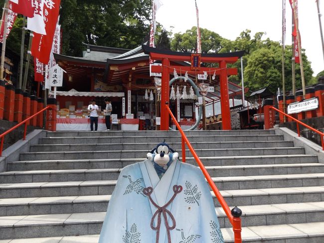 グーちゃんだよ。<br />水前寺公園を出たグーちゃんが<br />次に向かったのは熊本城。<br />お城大好き芸人の一人でもあるグーちゃんは<br />とってもお城の事が心配なの・・・。<br />でもその前に稲荷神社さんを視察。<br />稲荷神社さんも地震にやられていたの！！