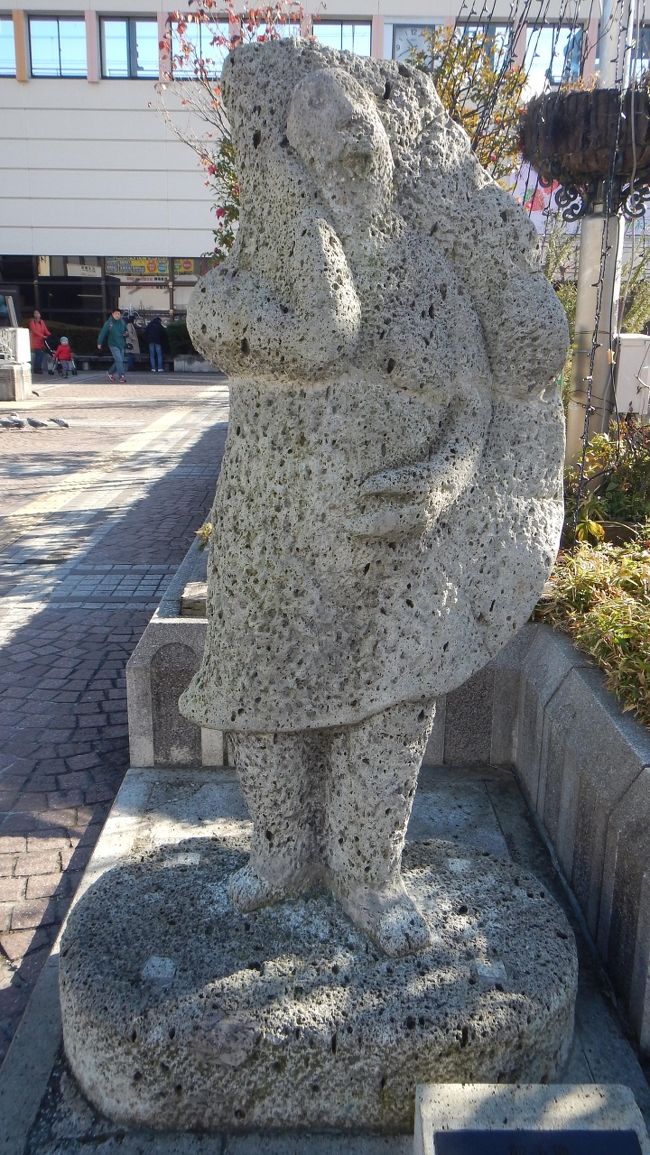 年末年始に一泊二日で栃木県の那須、宇都宮に行ってきました。<br />まずは宇都宮に寄りました