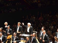 半年ぶりのシンガポール： 鈴木雅明指揮シンガポール響でモーツァルトのレクイエム、交響曲第40番を聴く