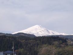 富士山のように雪をかぶった鳥海山（秋田県）を撮りました・・・