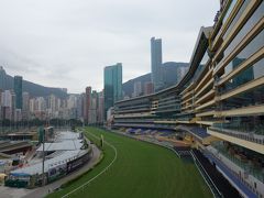 駐在のついでに 【その22】　“Happy Valley 競馬場”で、人生初の馬券購入。破竹の５連勝を達成！