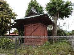 厄一王子社向かいの屋敷内神社