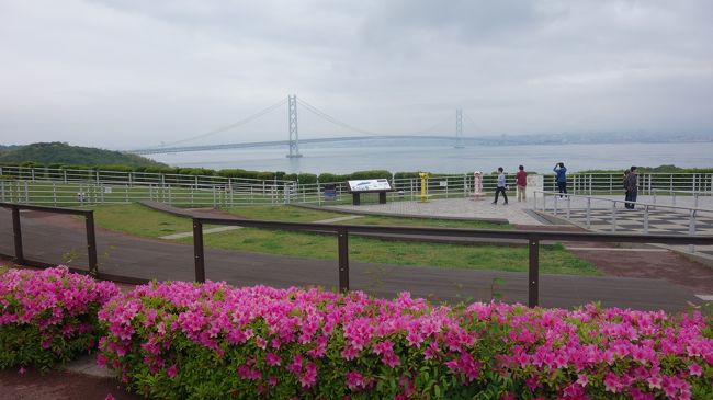 明石海峡大橋を淡路島から眺めました。