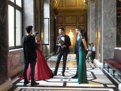 還暦過ぎ夫婦　2017年５月４日（１泊目）麗しい男女が集う、ウィーンの美術館