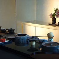金沢で社会科見学。水引ポチ袋作って、コンセプトG(玉露＆スイーツ)、近江町市場でつまみ食いして、和菓子体験。泊りは彩の庭ホテル。