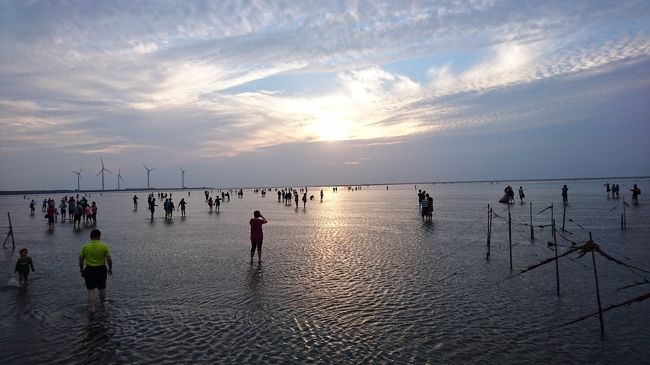 昨年9月に続き、2度目の台湾個人旅行に行ってきました。<br />前回は台北とその近郊のみでしたので、今回は台中、埔里、日月潭を含め4日間の滞在です。