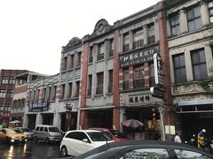 梅雨の終わり前の台北 美麗華と迪化街