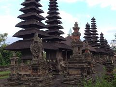 バリ島タマンアユン寺院