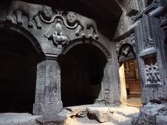 2017GWコーカサス3国　その１０～岩をくり抜いてつくったゲハルト洞窟修道院と、ヘレニズムの遺跡・ガルニ神殿