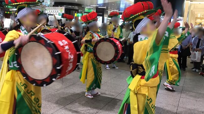 大宮駅の自由通路脇で行われた岩手フェアに立ち寄ってみました。<br />物販に加え、東北5大祭りの一つ、盛岡さんさ踊りのステージも見れました。