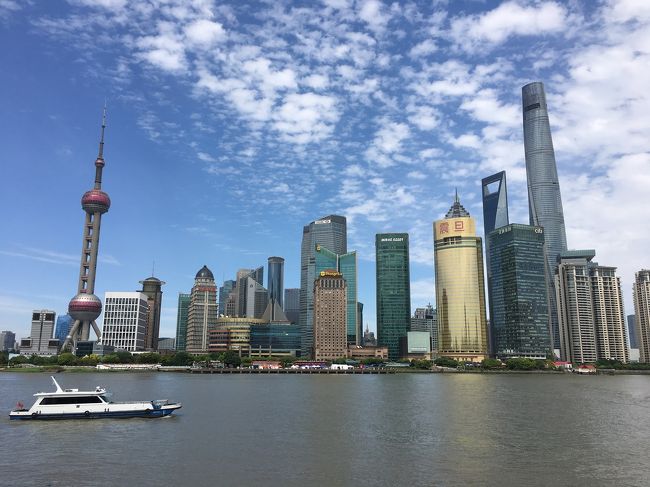 仕事で中国の三都市を13日間かけて回ってきました。 今回の中国旅では、ちょっと角度を変えて入った事の無い店に挑戦してみました。<br /><br />羽田-上海虹橋  JAL<br />上海虹橋空港-杭州東 高鉄<br />杭州  滞在 4日間<br /><br />杭州東-上海虹橋空港 高鉄<br />上海 滞在 5日間<br /><br />上海虹橋空港-仙頭(サンズイに山)空港 上海航空<br />潮州 滞在3日間<br /><br />仙頭空港-上海虹橋 上海航空<br />上海 滞在1日間<br /><br />上海虹橋-羽田 JAL<br />帰宅<br />