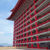 圓山大飯店の見学。見晴らしの良いテラスがあります。