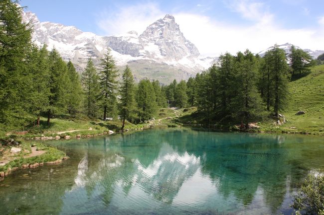 雄大な山々と湖、緑が織りなす大自然・・・イタリアでは「モンテ・ビアンコ（モンブラン）」「モンテ・チェルビーノ（マッターホルン）」と呼ぶ　　今回の最大目的地!!!　最高の天候！！！言葉にならない、要らな～い～～～至福の・・・・・<br />表紙画は夢にまで見た”逆さマッターホルン（モンテ・チェルビーノ）”