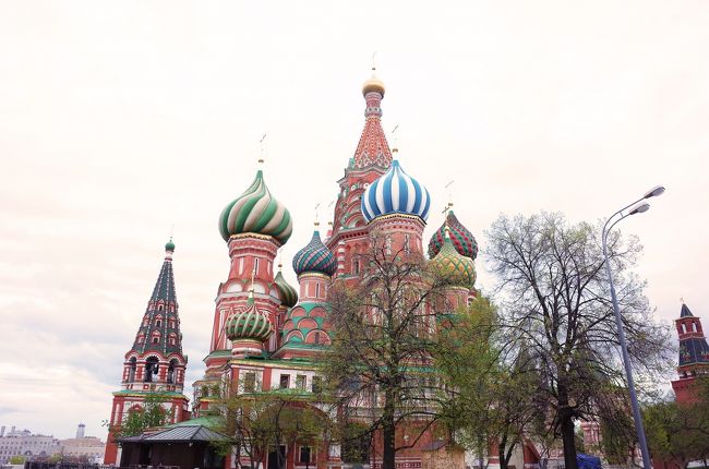 半年以上前から行こうと思って計画したのですが、ロシアの旅行本はそんなに数がなく4トラのみなさんやネット、ロシア在住の方の情報を頼りに計画をしました。<br />ありがとうございました。<br /><br />多分またロシアには行くので忘れないように準備から記録します。<br />※スマホの写真データを全て間違えて消してしまい （ ;  ; ）ちょいちょい変な写真ですがそこはスルーしてください（泣）。