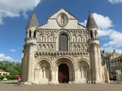 最後の海外旅行となるか２０１７年フランスの旅１６。ロマネスク芸術の宝庫ポワティエその１。