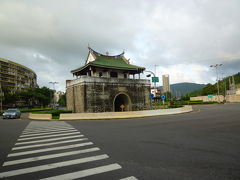 早朝サイクリング「左営舊城遺址」東門：鳳儀門、北門：拱辰門、南門：啓文門 高雄 2017/06/20