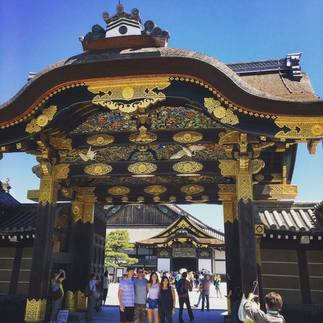 何回か行ってる二条城ですが日本百名城のスタンプがまだ捺印出来ていないので世界遺産の仁和寺と龍安寺参拝と合わせて行ってきました。