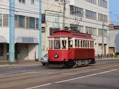 函館市電を楽しむ！　眺めて、乗って、撮って、〆はYOUでにぎわう足湯。