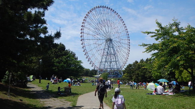 みどりの日に葛西臨海公園に行きました<br />小学校低学年のときに行ったことがありますがあまり覚えてなくて、、ｗ<br />お目当ての水族館は長蛇の列、、＝３<br />その後西葛西に移動しランチを食べました<br /><br />たいした内容ではないですが備忘録としてアップします<br />