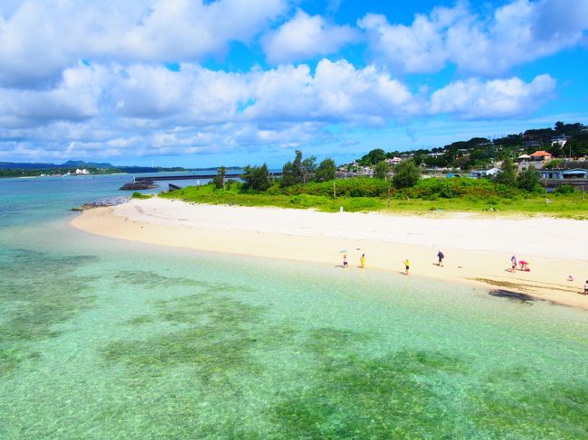 ２日目から３日目の旅行記です♪<br />お天気に恵まれて＝綺麗な海を見る！＝リベンジ成功！<br />更に５月の際に宿泊したかった「LIBEURI」ギリギリまでキャンセルが<br />出ないか探っていましたが、残念ながら空きが出ず宿泊は叶いませんでした。(≧σ≦)しょっく！！でも今回は宿泊出来ました～ヽ(^。^)ノ<br />＝【LIBEURI】に宿泊する＝リベンジ成功！<br />２日目は、瀬底島☆・:.,;*カフェ☆・:.,;*ガラス工房☆・:.,;*古宇利島☆・:.,;*隠れ家リゾート☆・:.,;*夕焼け～☆ともりもり沢山です(*^。^*)<br />最後までお付き合い、よろしく(^ｰﾟ)ﾉ