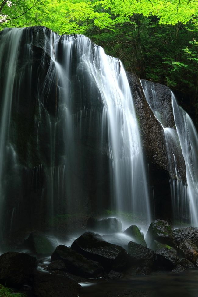 三連休は福島へ。<br /><br /><br />長野<br />安曇野　犀川（さいがわ）<br />武石あじさい公園<br /><br />福島<br />霧幻峡（むげんきょう）<br />水沼公園<br />第一只見川橋梁展望台<br />達沢不動滝（たつさわふどうたき）<br /><br />長野<br />軽井沢　白糸の滝、竜返しの滝<br />